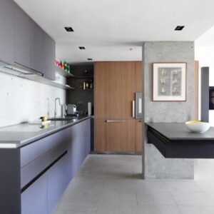 Mẫu tủ bếp inox cánh kính 49